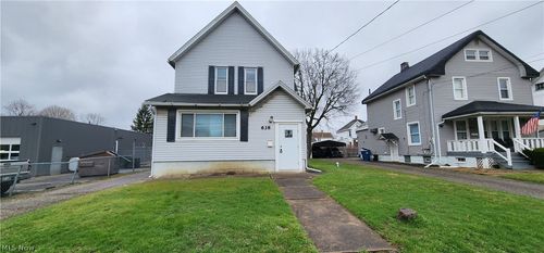 638 Robbins Avenue, Niles, OH, 44446 | Card Image
