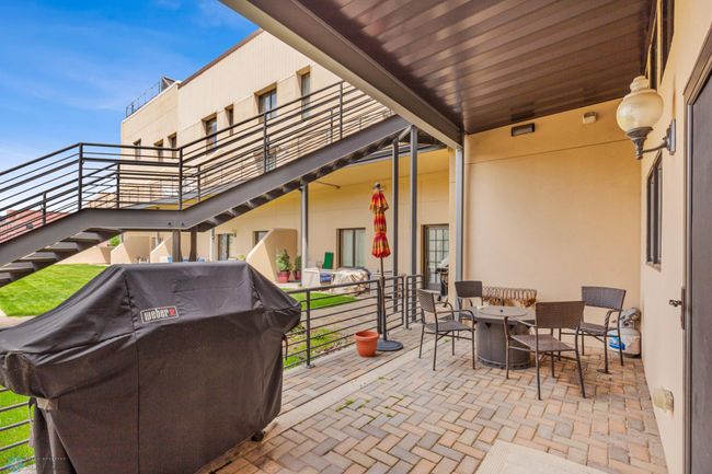 patio | Image 37