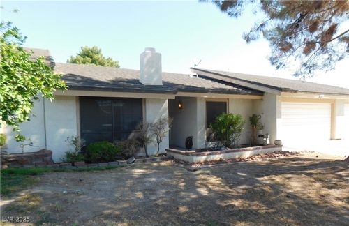 5612 Pearldrop Ave, Las Vegas, NV, 89107-1563 | Card Image