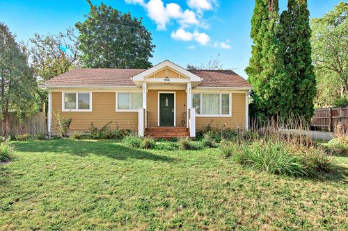 11345 W Carnahan Ave, Beach Park, IL, 60099-3466 | Card Image