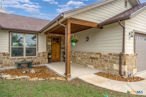 863 Primrose Path, Canyon Lake, TX, 78133-0206 | Card Image