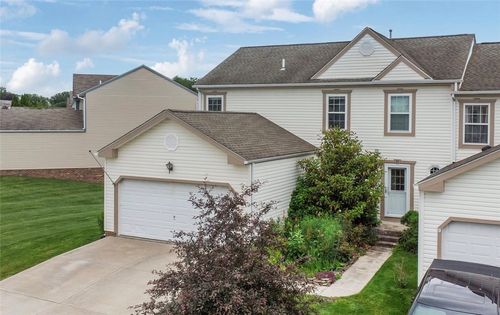 11 Sunset Ct, Cranberry Twp, PA, 16066-8001 | Card Image