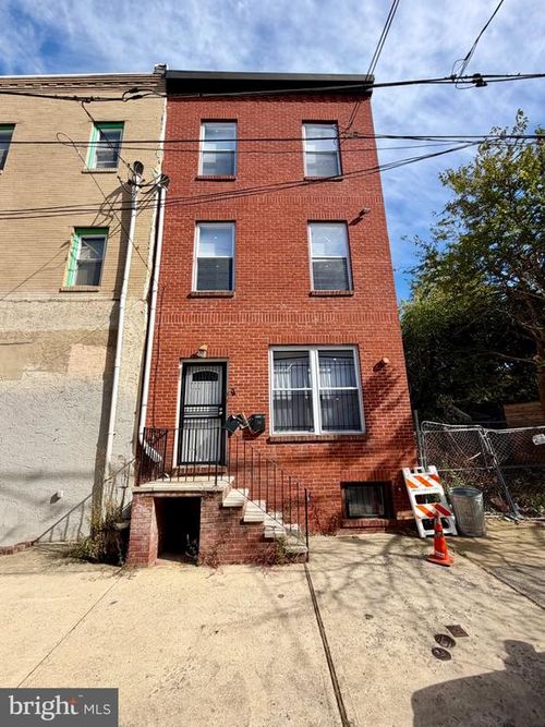 2-2025 N 18th St, PHILADELPHIA, PA, 19121-2346 | Card Image