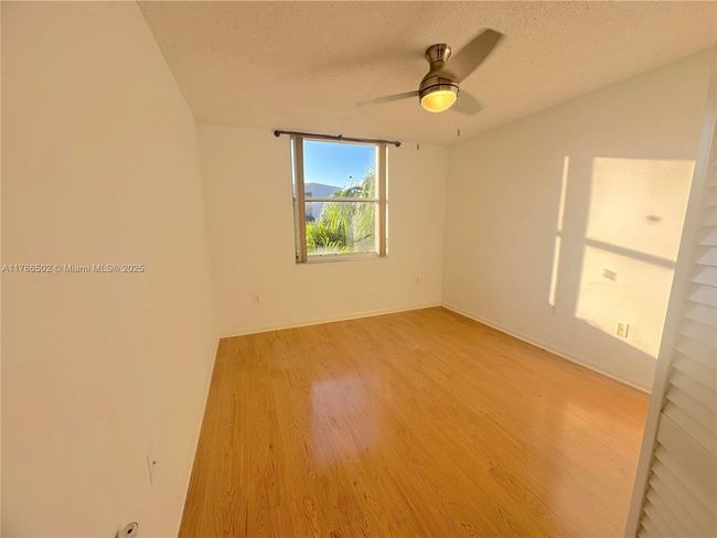 APT-302 - 2731 Ocean Club Blvd, Condo with 2 bedrooms, 2 bathrooms and null parking in Hollywood FL | Image 26