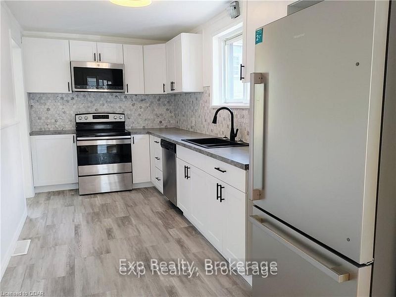 Residential Lease in Belleville 5