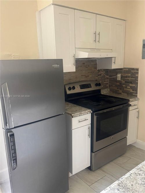 2d-7620 Kimberly Blvd, North Lauderdale, FL, 33068-3298 | Card Image