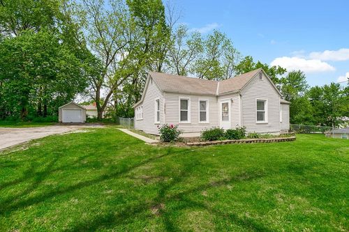2704 N 81st St, Kansas City, KS, 66109-1516 | Card Image