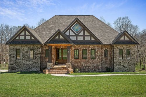 116 Creeks Crossing Ct, McMinnville, TN, 37110-7885 | Card Image