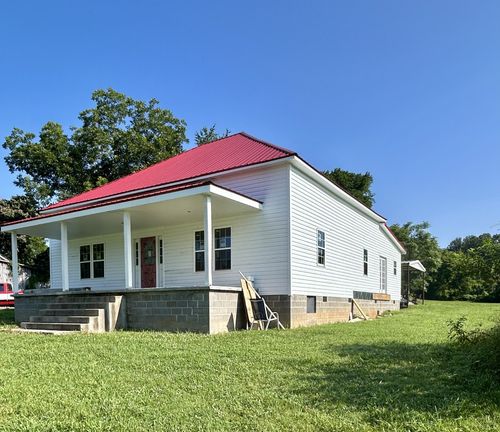 407 Main St, Prospect, TN, 38477-6209 | Card Image