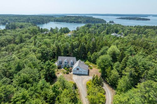 14 Moffat Lane, Boothbay Harbor, ME, 04538 | Card Image