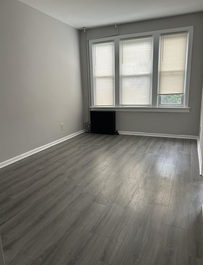 APT-1 - 339 Danforth Ave, House other with 2 bedrooms, 1 bathrooms and null parking in Jersey City NJ | Image 9
