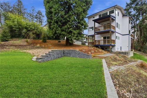 5942 21st Ave Sw, Seattle, WA, 98106-1416 | Card Image