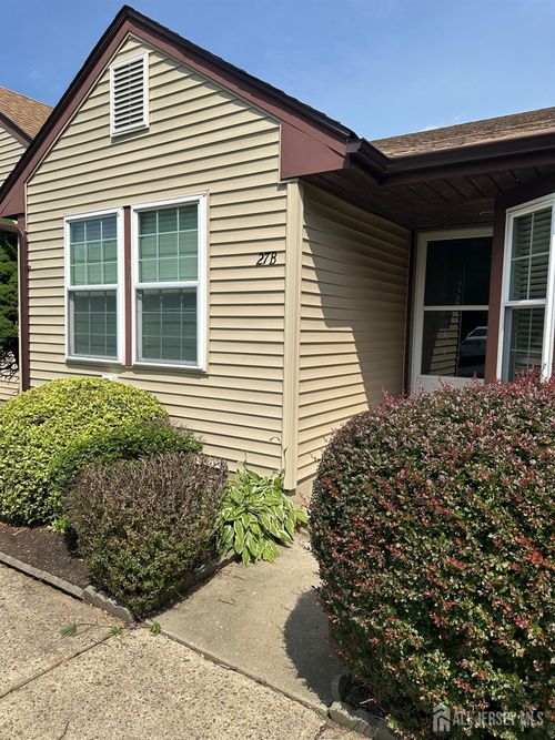 b-27 Benjamin Franklin Dr, Monroe, NJ, 08831 | Card Image