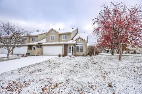 2420 Oakridge Circle, Hudson, WI, 54016 | Card Image