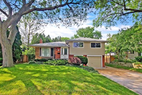 4011 Grapehill Ave, Burlington, ON, L7L1R1 | Card Image