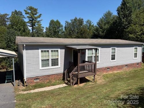 3002 Dalton Dr, Morganton, NC, 28655-6573 | Card Image