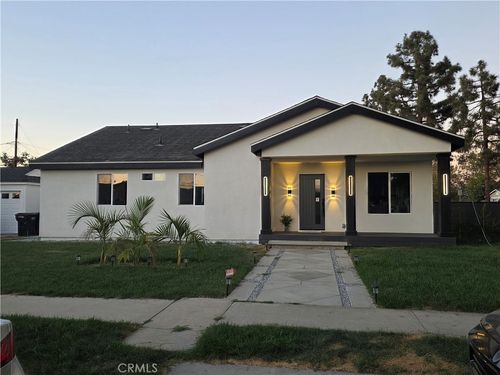 9555 Reichling Ln, Pico Rivera, CA, 90660-2940 | Card Image