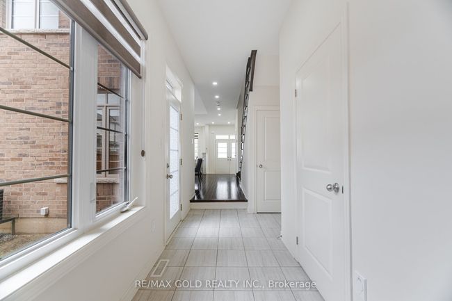 50 Block Rd, House attached with 4 bedrooms, 3 bathrooms and 1 parking in Brampton ON | Image 39