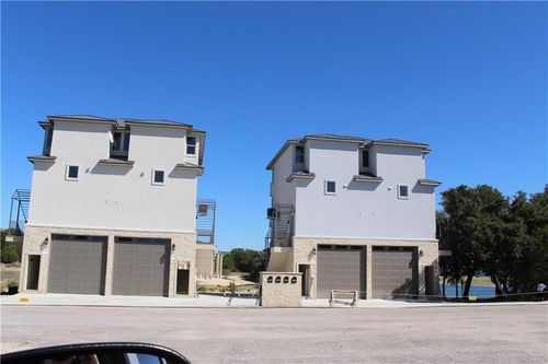 3-2301 Hancock Ave, Lago Vista, TX, 78645-2139 | Card Image