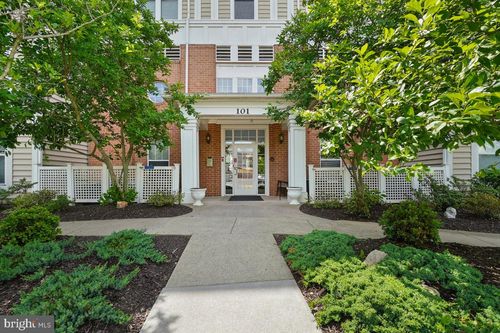 4-103-101 Watkins Pond Blvd, ROCKVILLE, MD, 20850-5632 | Card Image