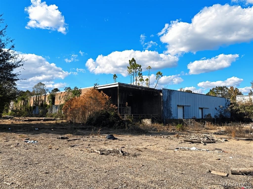Commercial Sale in Selma 4