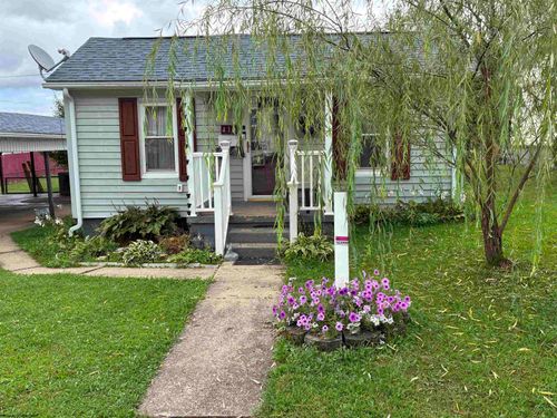 410 Monroe Ave, Weston, WV, 26452-1842 | Card Image