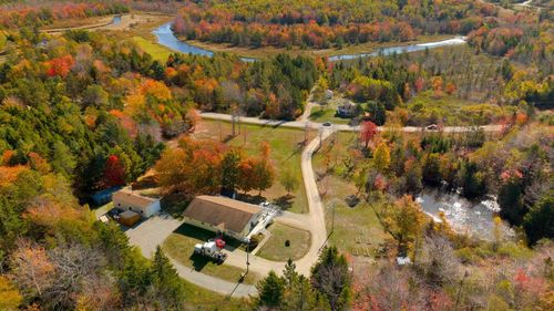 2977 Highway 340, Pleasant Valley, NS, B5A5P1 | Card Image