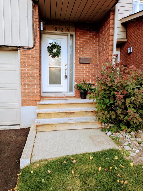 625 10th St, Collingwood, ON, L9Y4K6 | Card Image