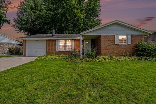 1713 Gayhart Drive, Xenia, OH, 45385 | Card Image