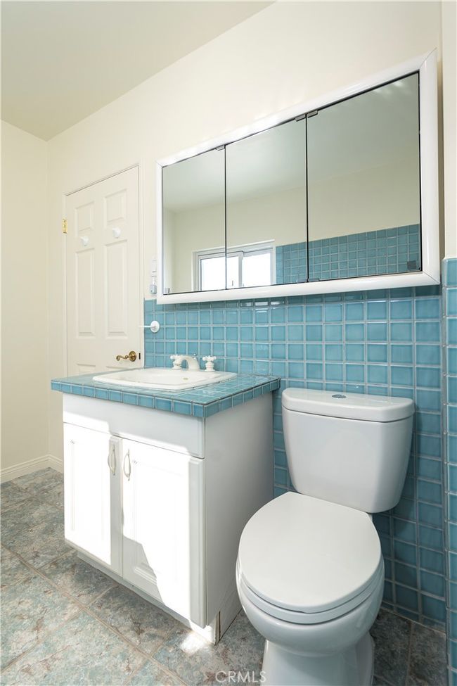 251 N Whitnall Hwy, House other with 4 bedrooms, 3 bathrooms and 4 parking in Burbank CA | Image 28