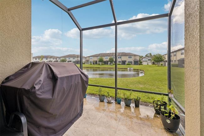 11617 Crowned Sparrow Ln, Townhouse with 3 bedrooms, 3 bathrooms and null parking in TAMPA FL | Image 14