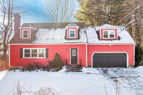 4 Unicorn Way, Nashua, NH, 03063 | Card Image