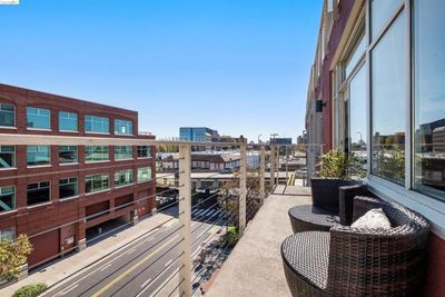 524 - Horton Street, Condo with 2 bedrooms, 2 bathrooms and 1 parking in Emeryville CA | Image 1