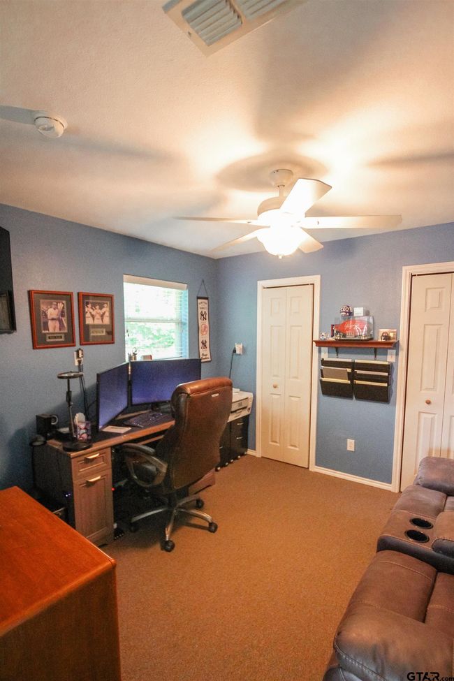 610 Winding Brook Ln, House other with 3 bedrooms, 2 bathrooms and null parking in Tyler TX | Image 21