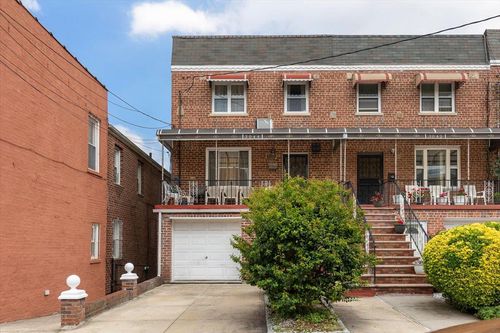 3044 Paulding Ave, Bronx, NY, 10469-3912 | Card Image