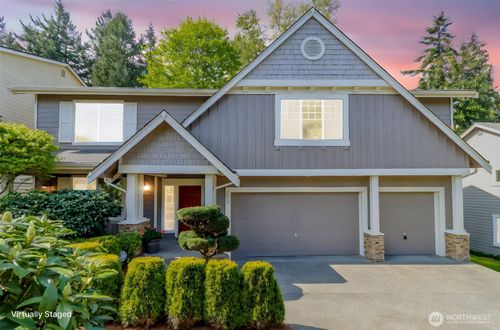 1913 Ne 32nd St, Renton, WA, 98056-2178 | Card Image