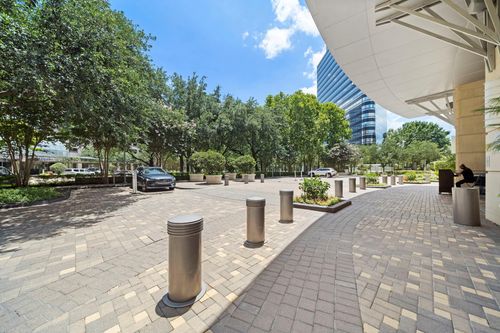 apt-2504-1901 Post Oak Blvd, Houston, TX, 77056-3933 | Card Image