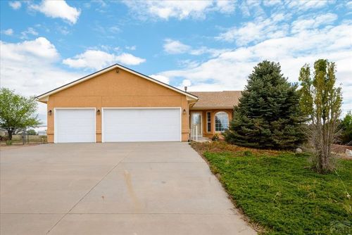 464 W Ventura Dr, Pueblo West, CO, 81007-2625 | Card Image