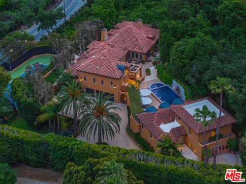2719 Benedict Canyon Dr, Beverly Hills, CA, 90210 | Card Image