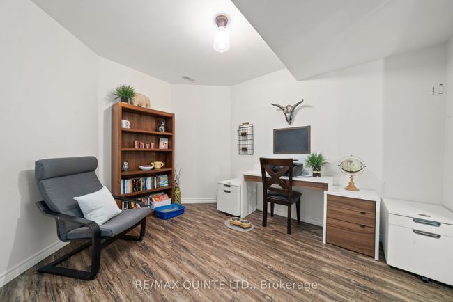 27 Charles Rd, House other with 4 bedrooms, 3 bathrooms and 8 parking in Tweed ON | Image 27