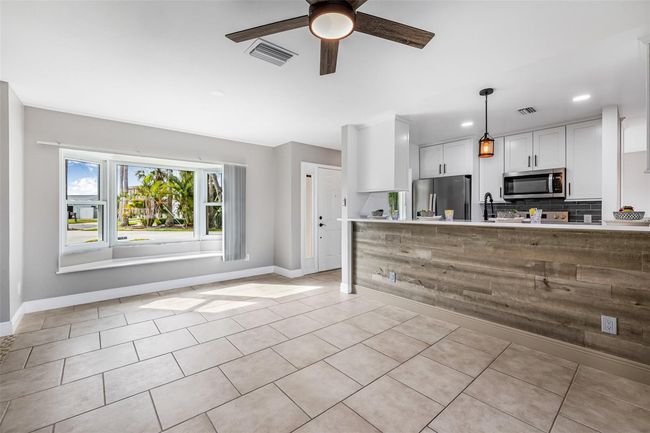 8727 Bay Crest Ln, House other with 3 bedrooms, 2 bathrooms and null parking in TAMPA FL | Image 11