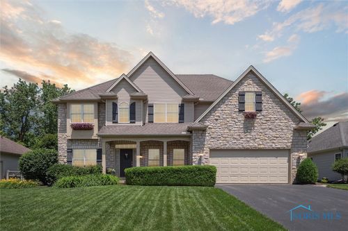 7458 Kaolin Rd, Maumee, OH, 43537-8658 | Card Image