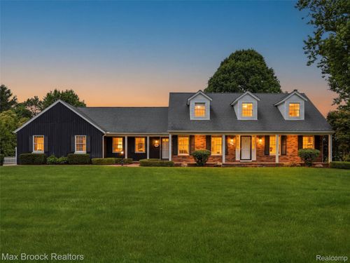 68163 Frampton Dr, Washington Township, MI, 48095-1281 | Card Image