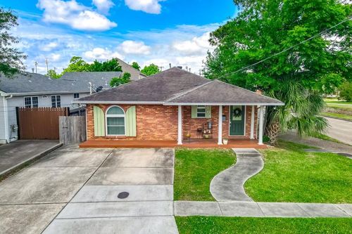908 Division St, Metairie, LA, 70001-3914 | Card Image