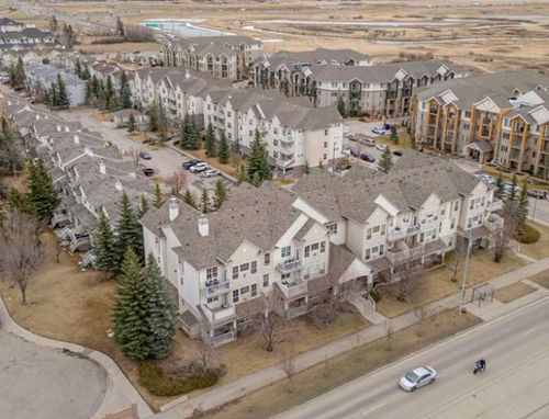 101-1000 Applevillage Court Se, Calgary, AB, T2A7Z4 | Card Image