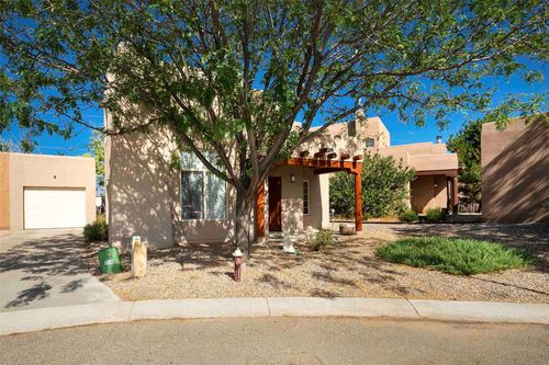 4275 River Song Ln, Santa Fe, NM, 87507-2635 | Card Image