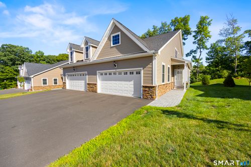 51-218 Boulder Ct, Bristol, CT, 06010-1609 | Card Image