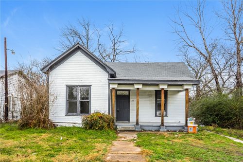 318 Durr St, Marlin, TX, 76661-3041 | Card Image