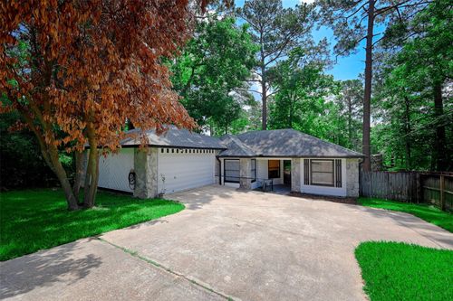147 Thunderbird Drive, Conroe, TX, 77304 | Card Image