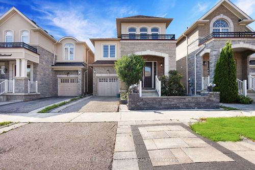 {{alt}} | Card Image